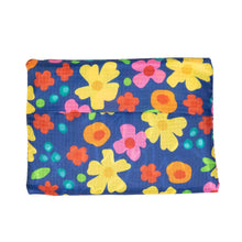 Load image into Gallery viewer, Spread Kindness Reuseable Tote