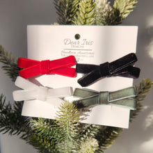 Load image into Gallery viewer, Velvet Bow 4 pack