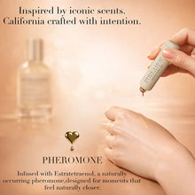 Load image into Gallery viewer, Santal Luxe Pheromone Perfume Oil Keychain - 2ml Mini