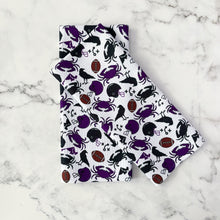 Load image into Gallery viewer, Baltimore Ravens Patterned Waffle Kitchen Dish Towel