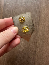 Load image into Gallery viewer, Maryland Banner Enamel Pin