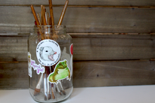 Load image into Gallery viewer, Screaming Opossum Circle Sticker