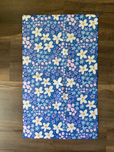 Load image into Gallery viewer, Flower Power Hand Towel