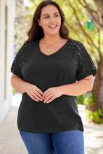 Load image into Gallery viewer, Plus Size Spliced Lace V-Neck Top