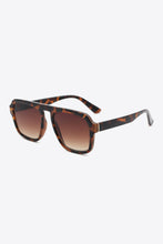 Load image into Gallery viewer, Tortoiseshell Square Polycarbonate Frame Sunglasses