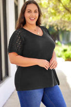Load image into Gallery viewer, Plus Size Spliced Lace V-Neck Top