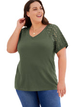 Load image into Gallery viewer, Plus Size Spliced Lace V-Neck Top
