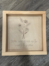 Load image into Gallery viewer, Mother's Day birth flower wooden sign- custom order