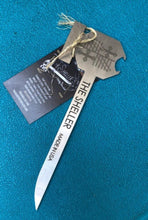 Load image into Gallery viewer, The Sheller- multi use crab tool!