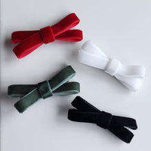 Load image into Gallery viewer, Velvet Bow 4 pack
