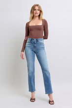 Load image into Gallery viewer, Judy Blue Full Size Run Vintage Wash Thermal Straight Jeans
