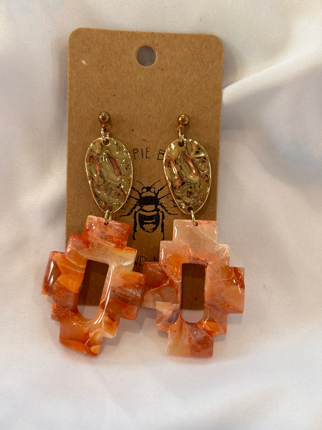 Western hammered gold metal and simulated banded agate stud dangle earrings