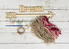 Load image into Gallery viewer, diy kit Dream BOHO Arrow Wall Hanger
