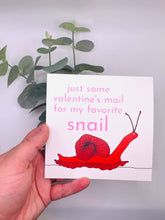 Load image into Gallery viewer, &quot;Valentine&#39;s Snail&quot; greeting card
