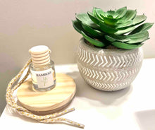 Load image into Gallery viewer, Bamboo car diffuser
