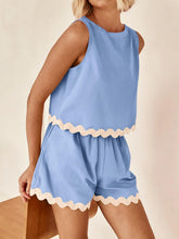 Load image into Gallery viewer, Contrast Trim Sleeveless Top and Shorts Set
