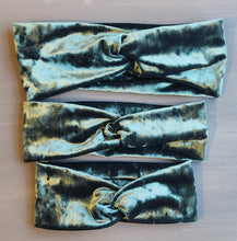 Load image into Gallery viewer, Velvet Green Headband
