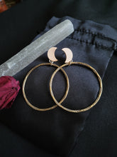 Load image into Gallery viewer, Luna Hoops- studs lrg
