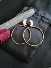 Load image into Gallery viewer, Luna Hoops- studs lrg

