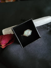 Load image into Gallery viewer, Labradorite Hex Ring
