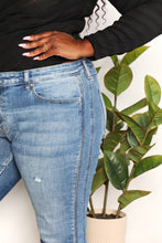 Load image into Gallery viewer, Kancan Full Size Mid Rise Slim Boyfriend Jeans
