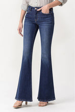 Load image into Gallery viewer, Lovervet Full Size Joanna Midrise Flare Jeans
