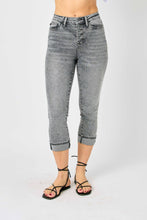 Load image into Gallery viewer, Judy Blue Full Size Button Fly High Waist Cuffed Capris
