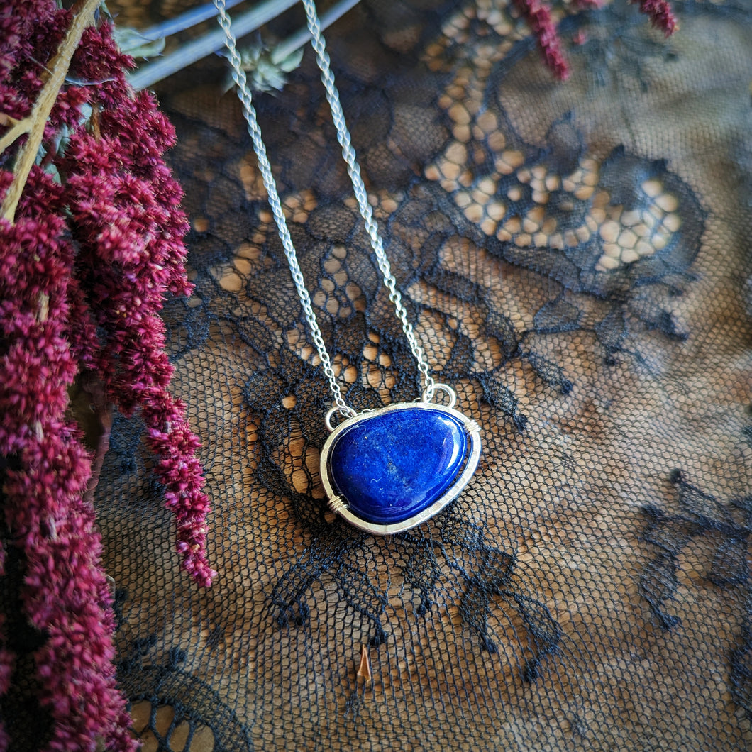 Lapis Frame Necklace
