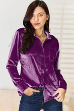 Load image into Gallery viewer, Pocketed Button Up Long Sleeve Shirt
