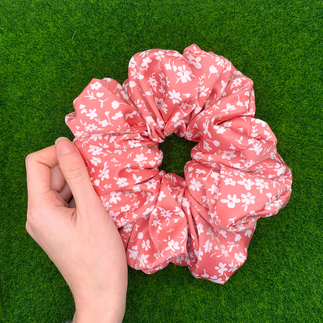 Pink Daisy Jumbo Silk Scrunchie - 