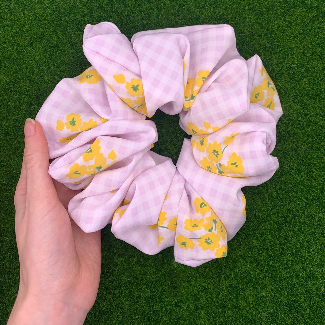 Jumbo Scrunchie - Lavender Lemonade 